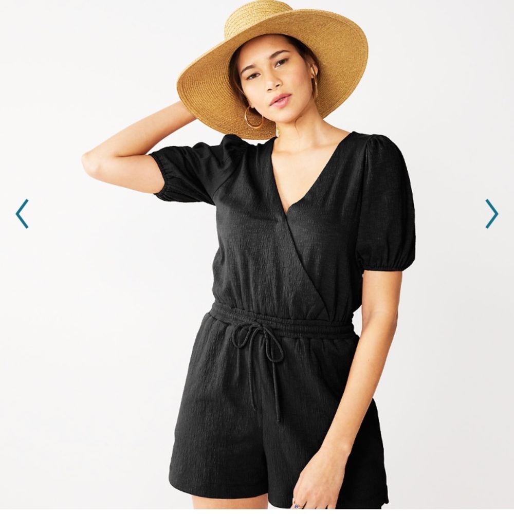 NWT Surplice V Neck Shorts Romper Jumper